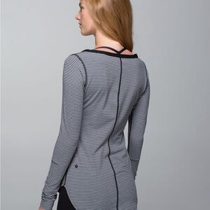 Lululemon Awesoma Henley In Heathered Black
